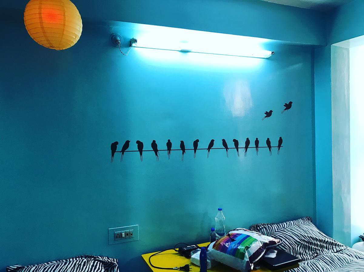 The Little Blue Window Hostel Bangalore Exterior photo